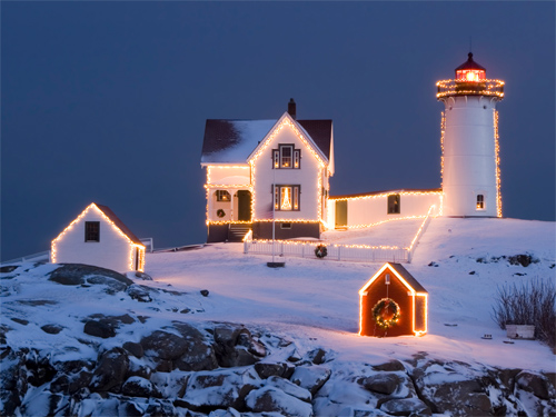 Wallpapers-winter-christmas-lighthouse in Beautiful Christmas Pictures and Creative Christmas Designs