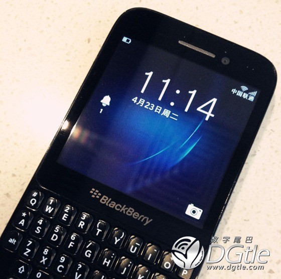 BlackBerry R10 smartphone